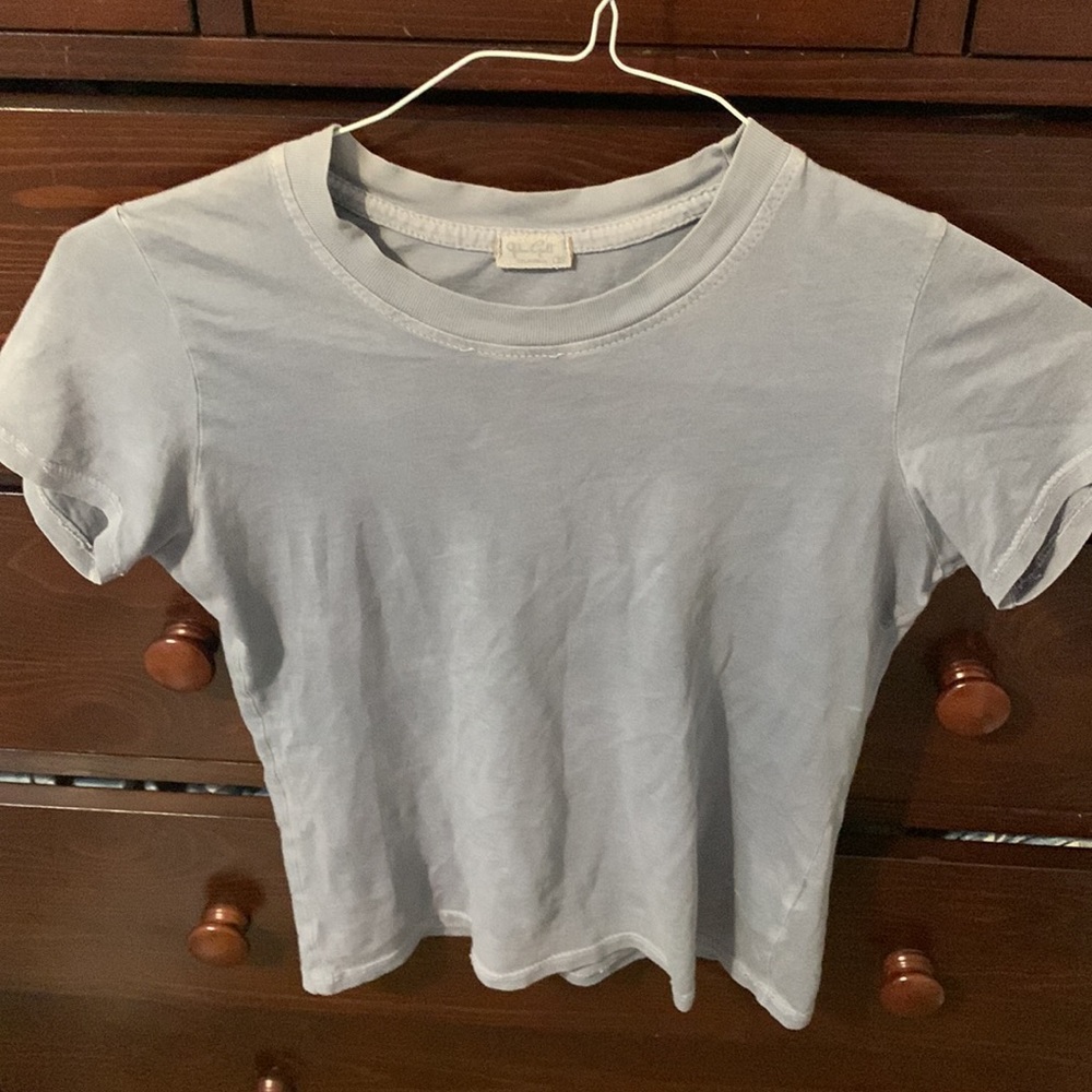 Brandy Melville periwinkle tee